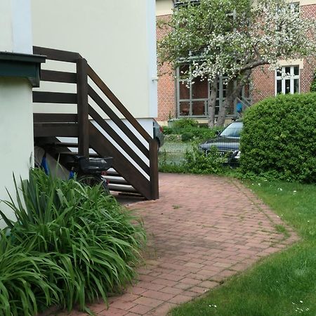 Villenappartement Mit Blick Ins Gruene Am Rande Der Wunderschoenen Altstadt Wismar Exterior photo